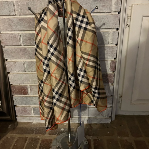 Burberry Scarf Silk Tan Checked (Priced to sell) - Picture 2 of 9